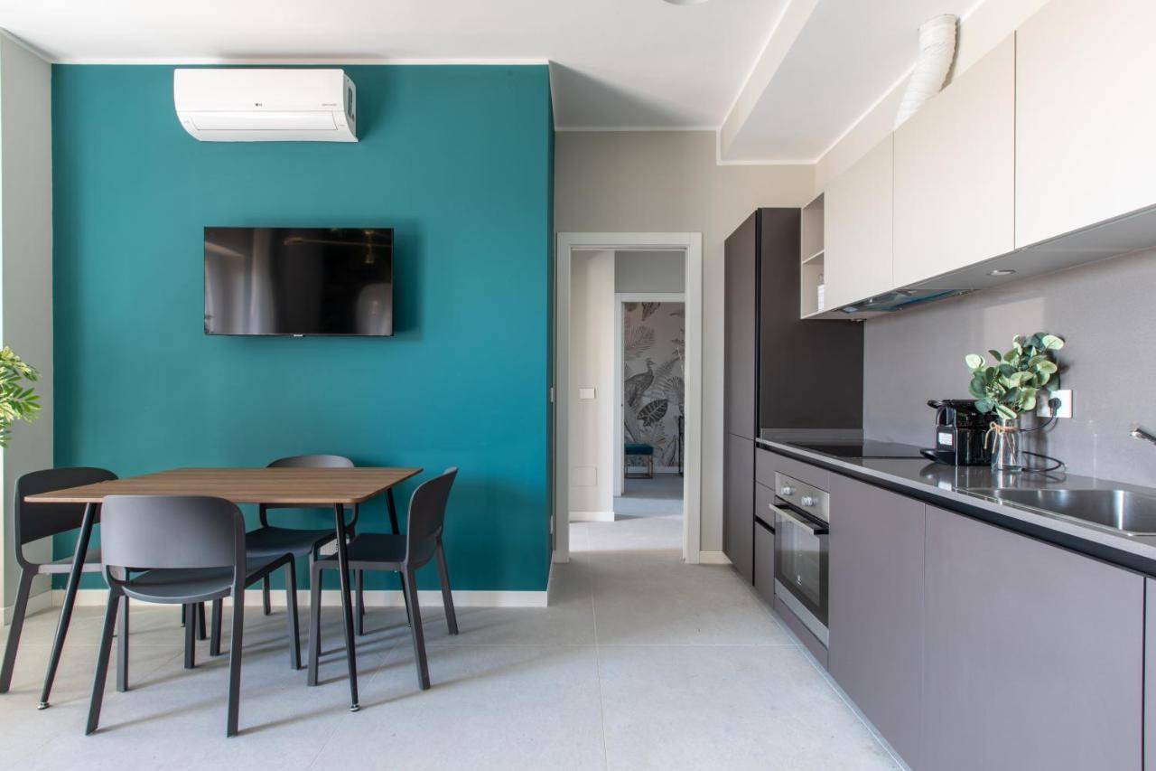 Daplace - Vico Apartment Milan Bagian luar foto