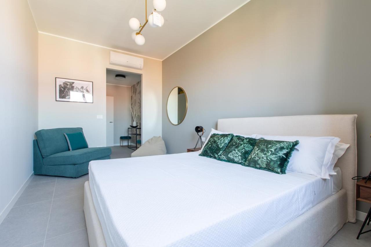 Daplace - Vico Apartment Milan Bagian luar foto